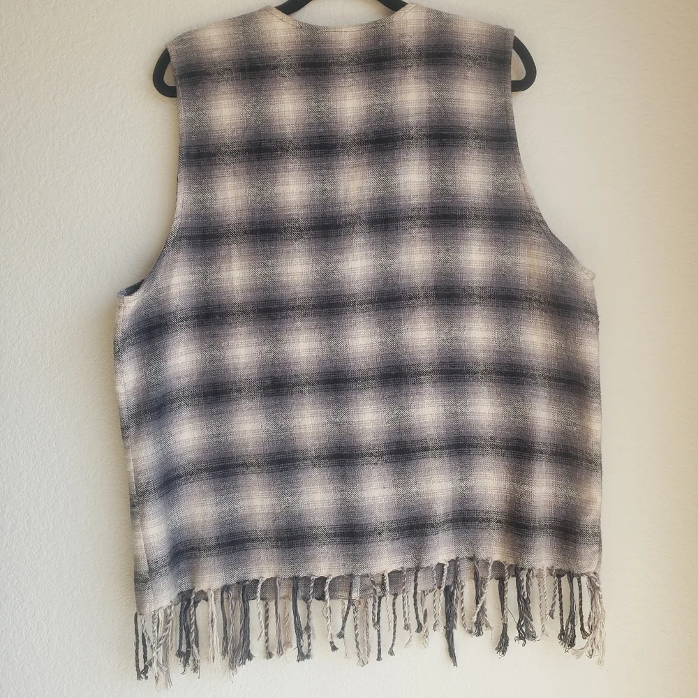 Vintage Fringe Vest - Picture 3 of 6